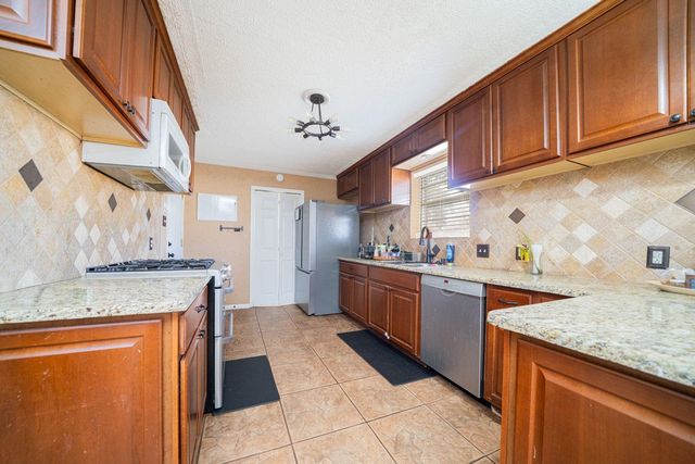 110 Cheryl St, Longview, TX 75604