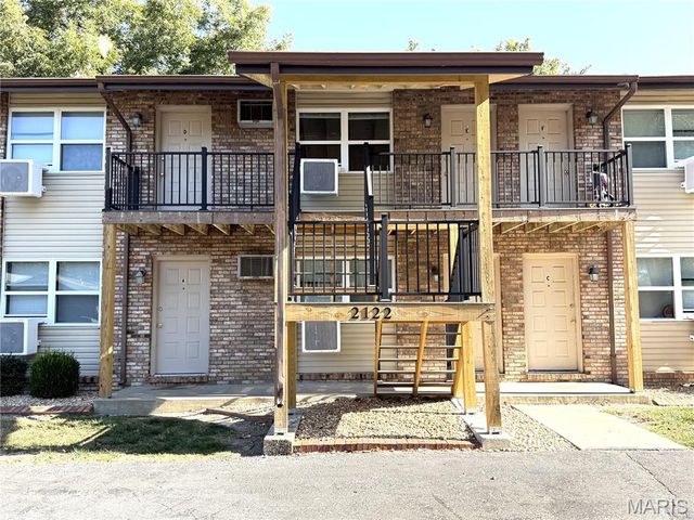 2122 E Belle Avenue, Belleville, IL 62221