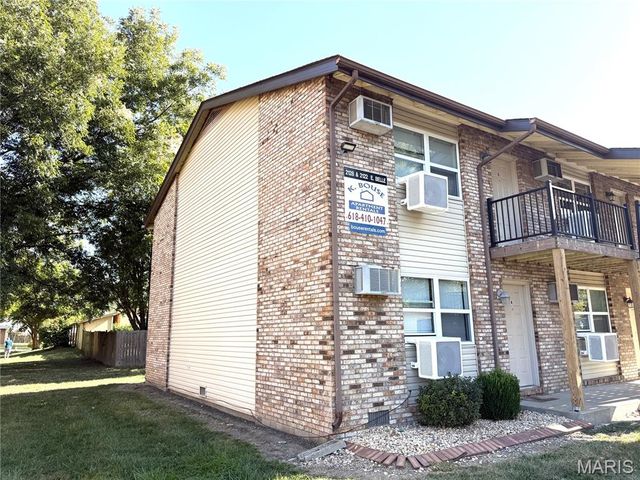 2122 E Belle Avenue, Belleville, IL 62221