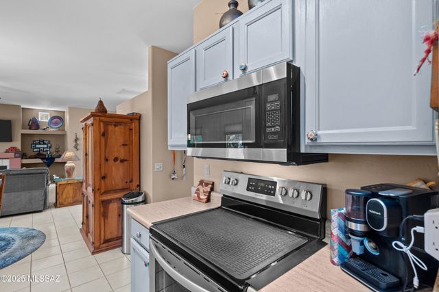 3717 S Camino Del Cefiro, Green Valley, AZ 85614