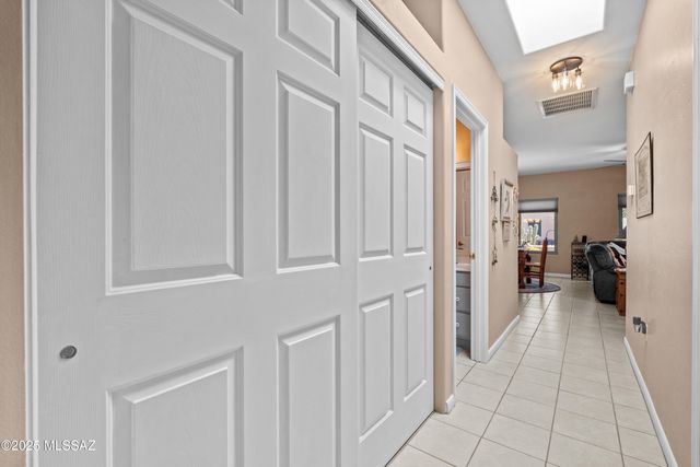 3717 S Camino Del Cefiro, Green Valley, AZ 85614