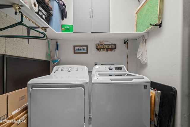 3717 S Camino Del Cefiro, Green Valley, AZ 85614