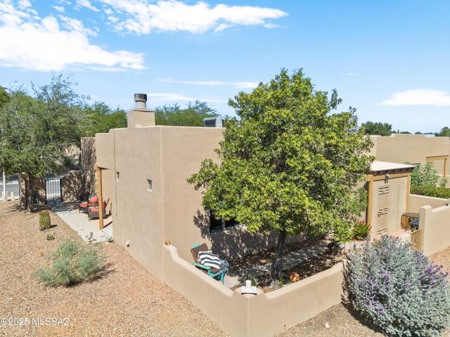 3717 S Camino Del Cefiro, Green Valley, AZ 85614