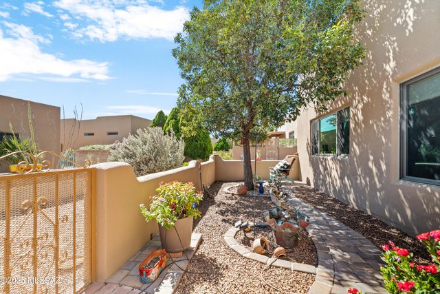 3717 S Camino Del Cefiro, Green Valley, AZ 85614