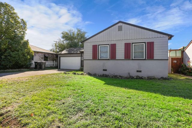 6038 Fruitridge Rd, Sacramento, CA 95820