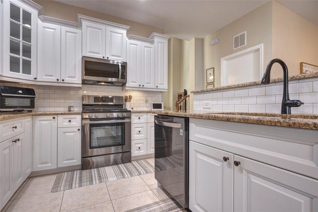 901 WYNBROOK LANE, Deland, FL 32724