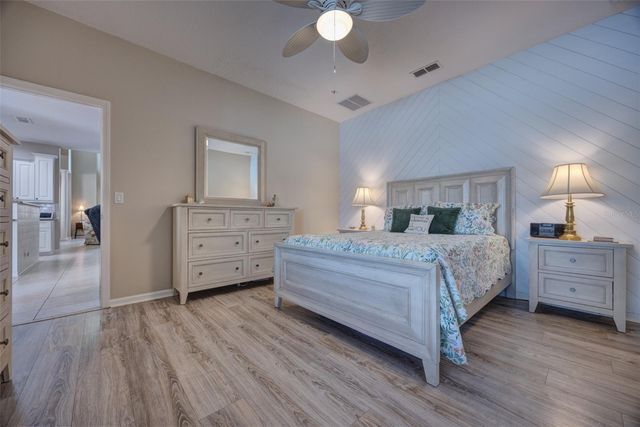 901 WYNBROOK LANE, Deland, FL 32724