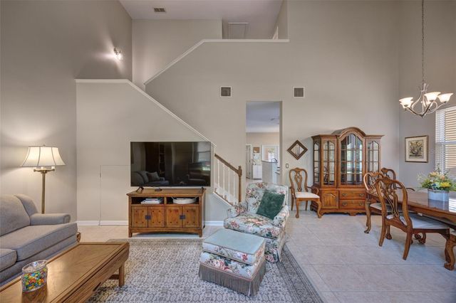 901 WYNBROOK LANE, Deland, FL 32724