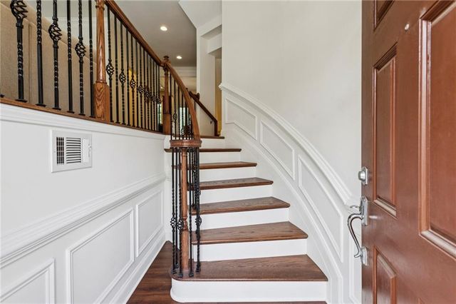 343 Ardmore Court NW, Atlanta, GA 30309