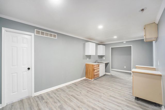 1290 Hunter Road, Brighton, MI 48114