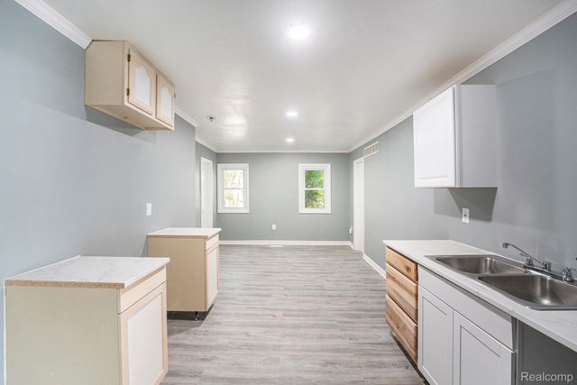 1290 Hunter Road, Brighton, MI 48114