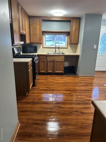 1290 Hunter Road, Brighton, MI 48114