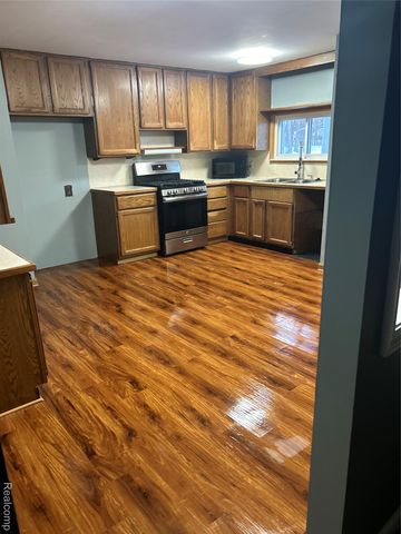 1290 Hunter Road, Brighton, MI 48114