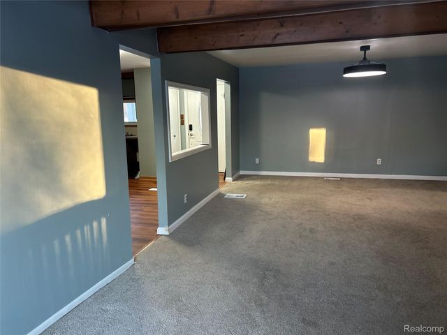 1290 Hunter Road, Brighton, MI 48114