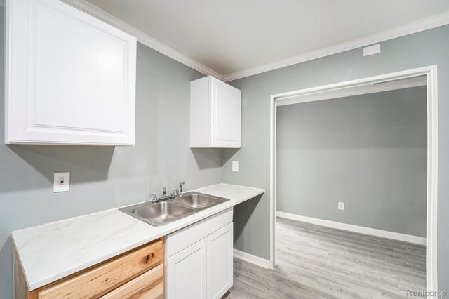 1290 Hunter Road, Brighton, MI 48114