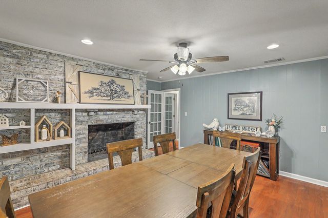 203 Shaftesbury Lane, Summerville, SC 29485