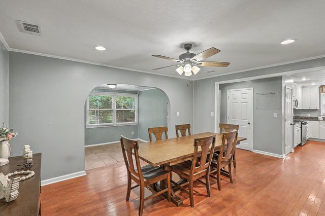 203 Shaftesbury Lane, Summerville, SC 29485