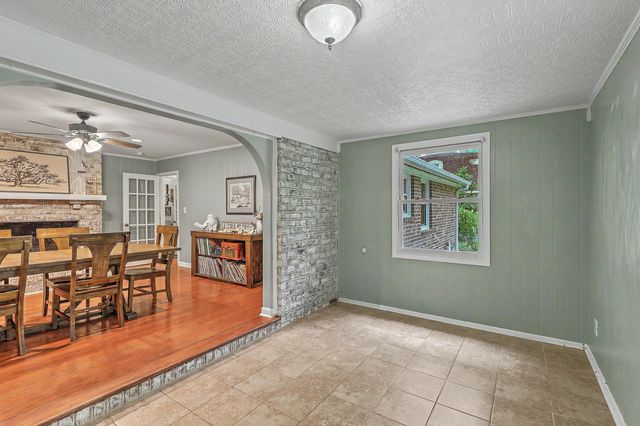 203 Shaftesbury Lane, Summerville, SC 29485