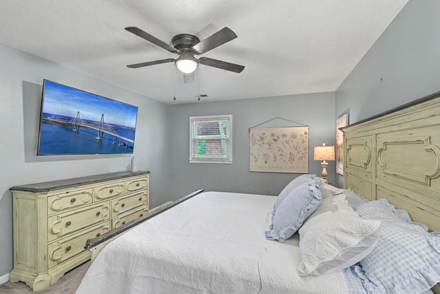 203 Shaftesbury Lane, Summerville, SC 29485