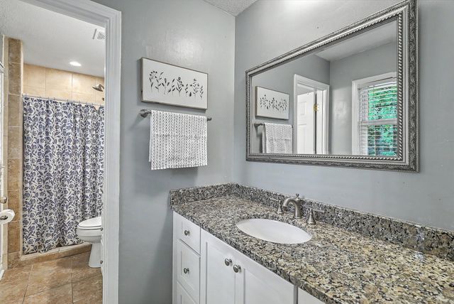 203 Shaftesbury Lane, Summerville, SC 29485