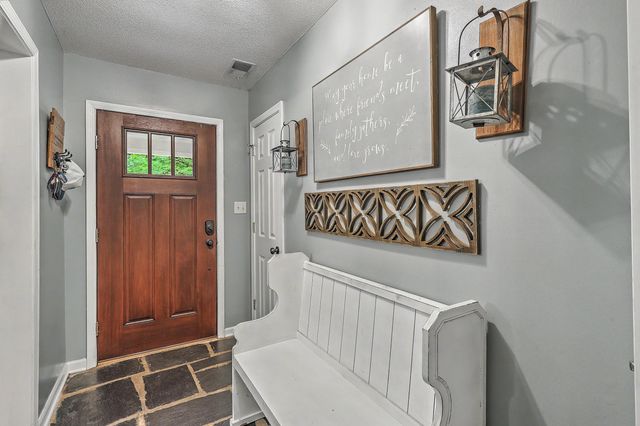 203 Shaftesbury Lane, Summerville, SC 29485
