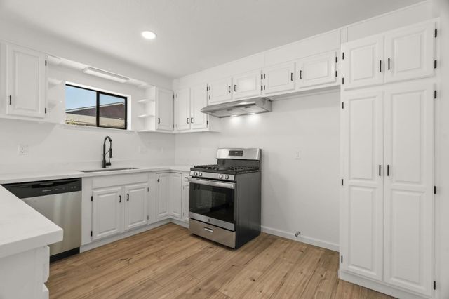 18 Hawthorne Avenue, Watsonville, CA 95076