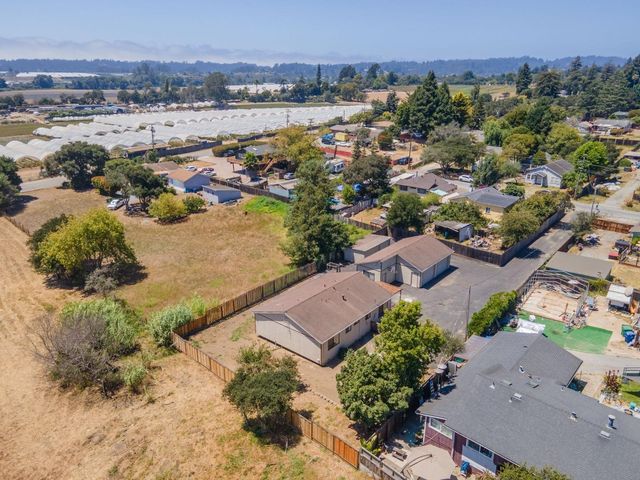 18 Hawthorne Avenue, Watsonville, CA 95076