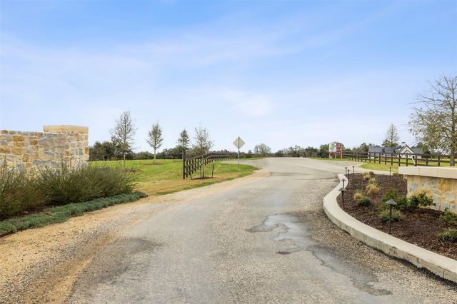 208 Astoria Ave - Lot 3, Round Top, TX 78954