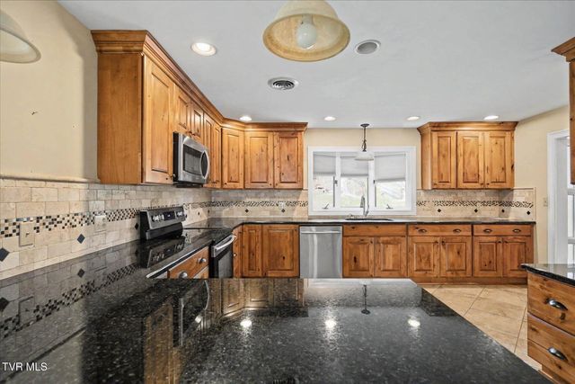 4525 Chickasaw Road, Kingsport, TN 37664