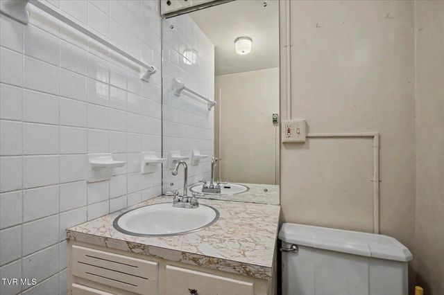 4525 Chickasaw Road, Kingsport, TN 37664