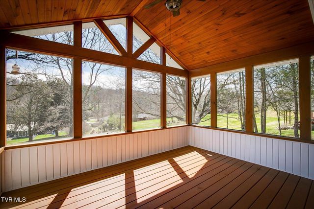 4525 Chickasaw Road, Kingsport, TN 37664