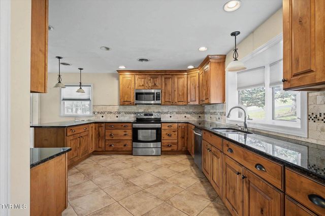 4525 Chickasaw Road, Kingsport, TN 37664