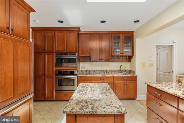 7131 WOODLAND DR, Springfield, VA 22151