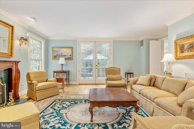 7131 WOODLAND DR, Springfield, VA 22151