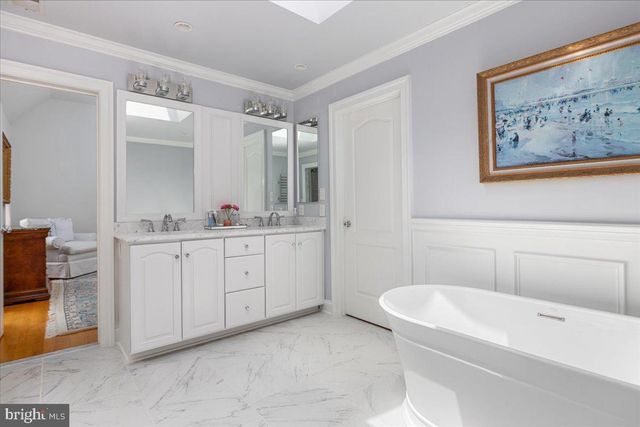 7131 WOODLAND DR, Springfield, VA 22151