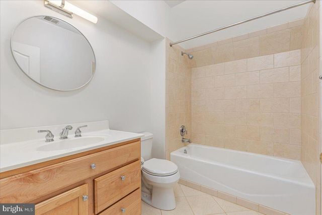 7131 WOODLAND DR, Springfield, VA 22151