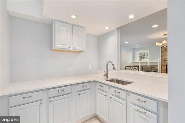 7131 WOODLAND DR, Springfield, VA 22151