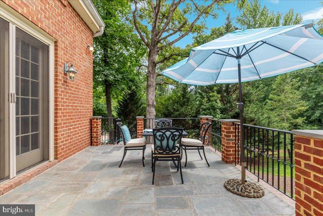 7131 WOODLAND DR, Springfield, VA 22151
