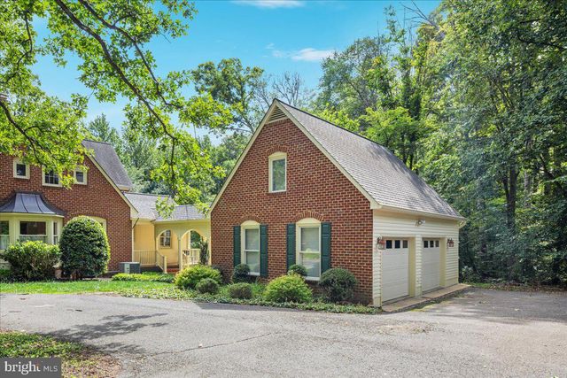 7131 WOODLAND DR, Springfield, VA 22151