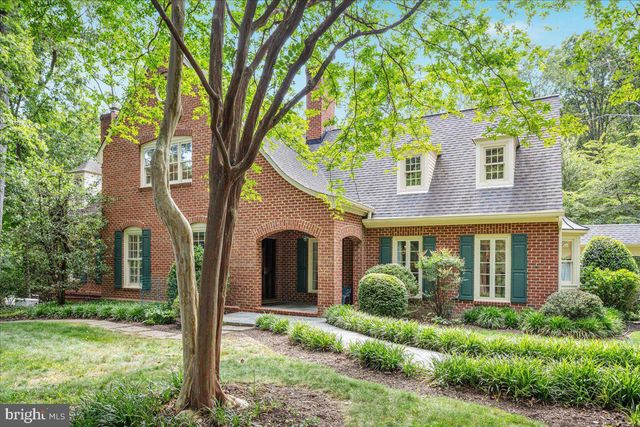 7131 WOODLAND DR, Springfield, VA 22151