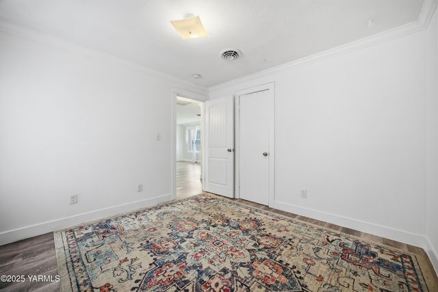 S 905 Ione St, Kennewick, WA 99336