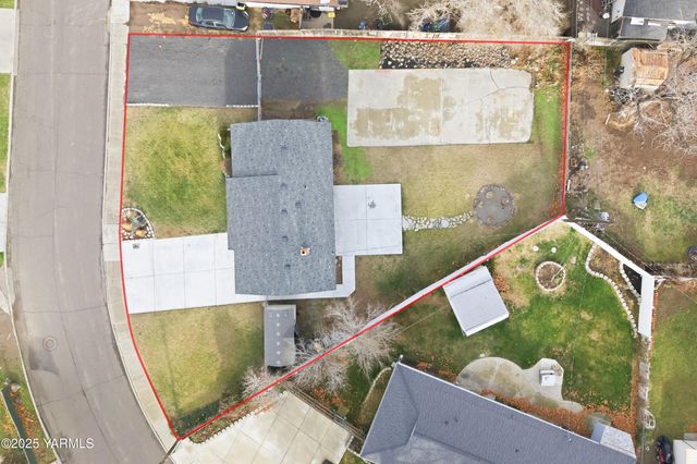 S 905 Ione St, Kennewick, WA 99336