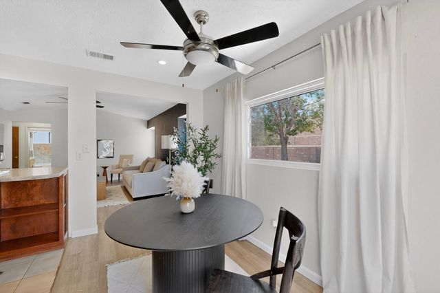 4515 Zirconia Drive NE, Rio Rancho, NM 87124
