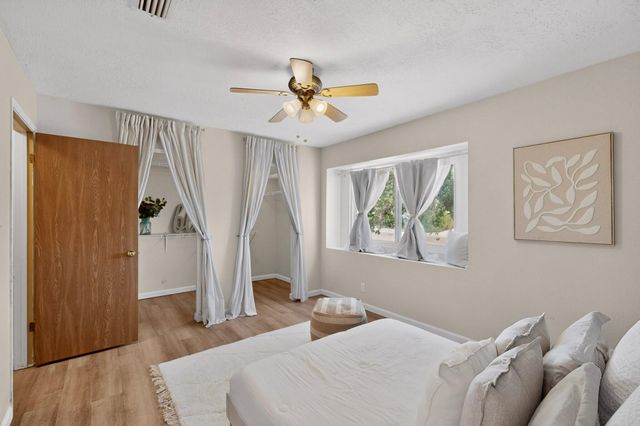 4515 Zirconia Drive NE, Rio Rancho, NM 87124