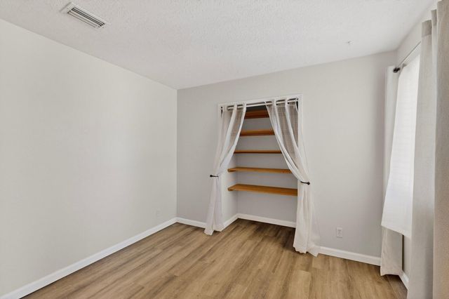 4515 Zirconia Drive NE, Rio Rancho, NM 87124