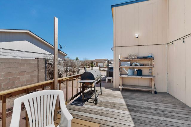 4515 Zirconia Drive NE, Rio Rancho, NM 87124