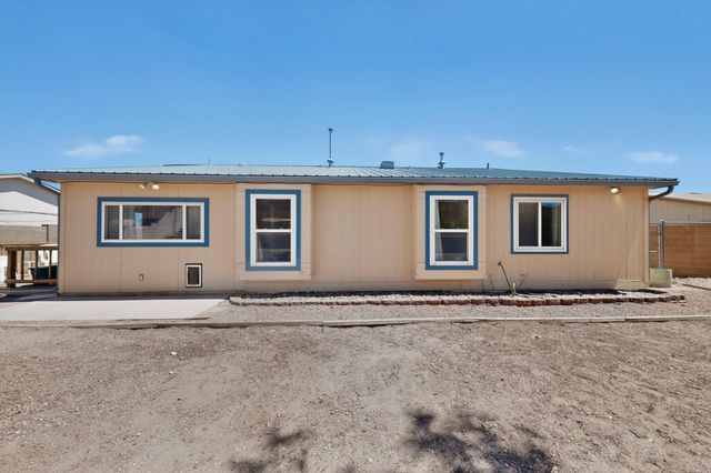 4515 Zirconia Drive NE, Rio Rancho, NM 87124