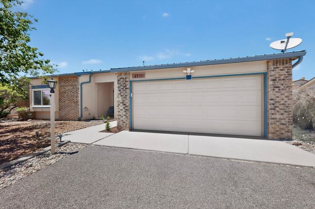 4515 Zirconia Drive NE, Rio Rancho, NM 87124