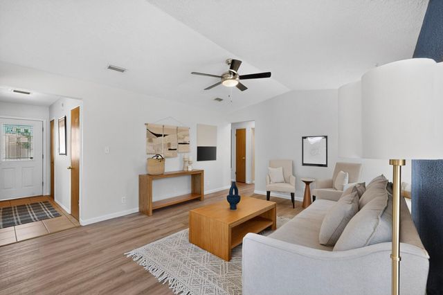 4515 Zirconia Drive NE, Rio Rancho, NM 87124