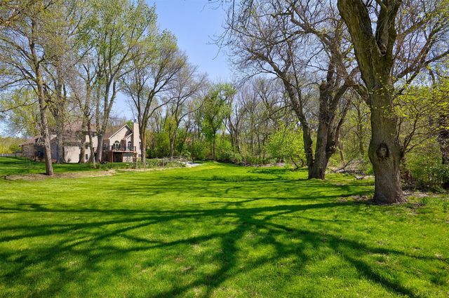 9150 Aurora Avenue, Urbandale, IA 50322